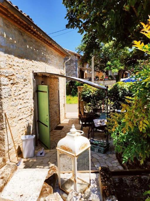Gite La Petite Longere Septfonds Exterior foto